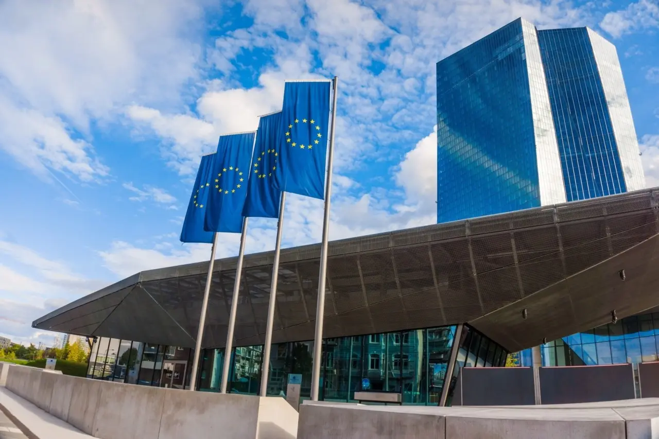 Μάντις Μίλερ (ΕΚΤ) για επιτόκια: Πρέπει να είμαστε σε εγρήγορση χωρίς να βιαζόμαστε