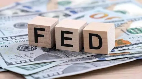 Αύξηση επιτοκίων από την Fed Δεκέμβριο και Ιανουάριο αναμένει η Barclays