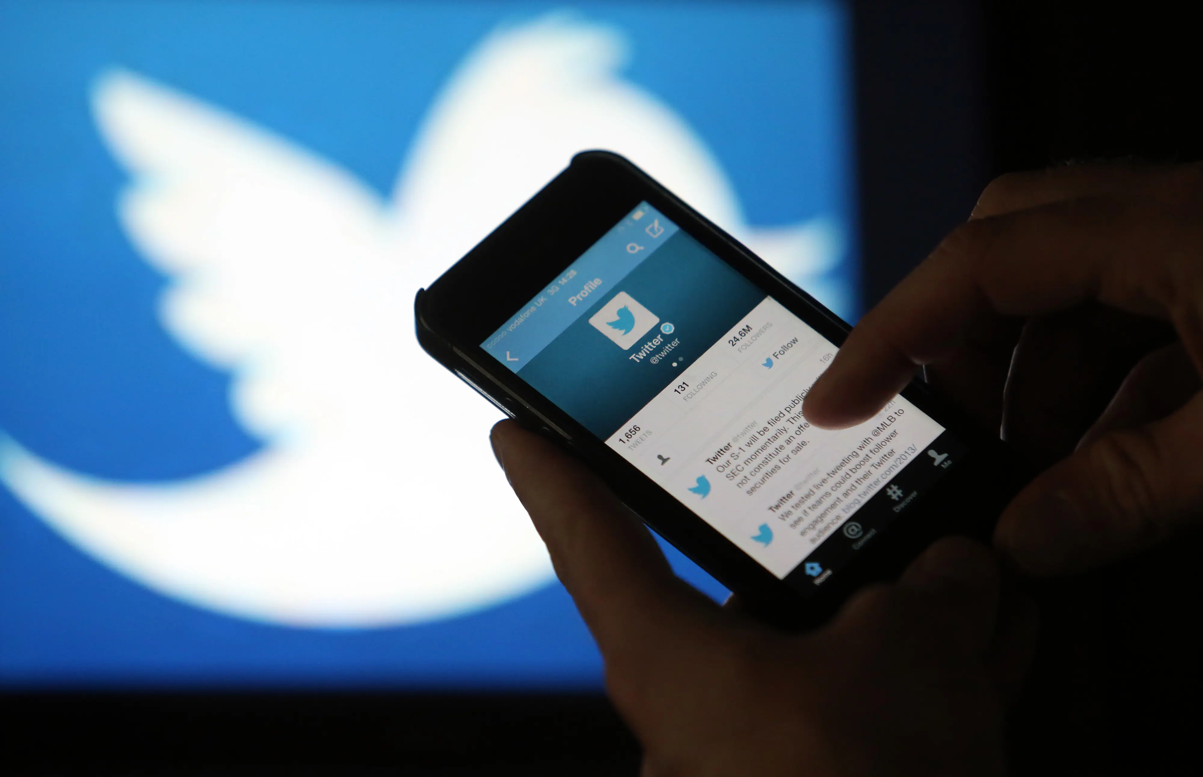 Αυτό το tweet πέντε λέξεων, αγοράζεται για $2 εκατομμύρια!