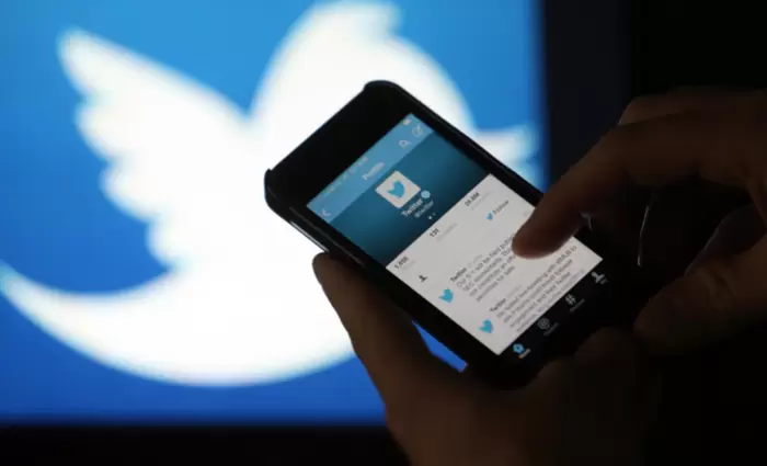 Αυτό το tweet πέντε λέξεων, αγοράζεται για $2 εκατομμύρια!