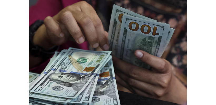Δολάριο: Τα hedge funds ποντάρουν σε νέα άνοδο μετά το σήμα της Fed για υψηλότερα επιτόκια