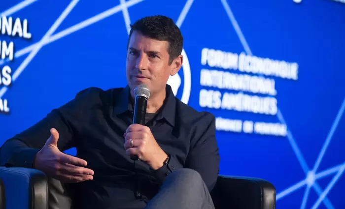 Το πρώην «δεξί χέρι» του Έλον Μασκ αποκαλύπτει τον «αλγόριθμο» της επιτυχίας