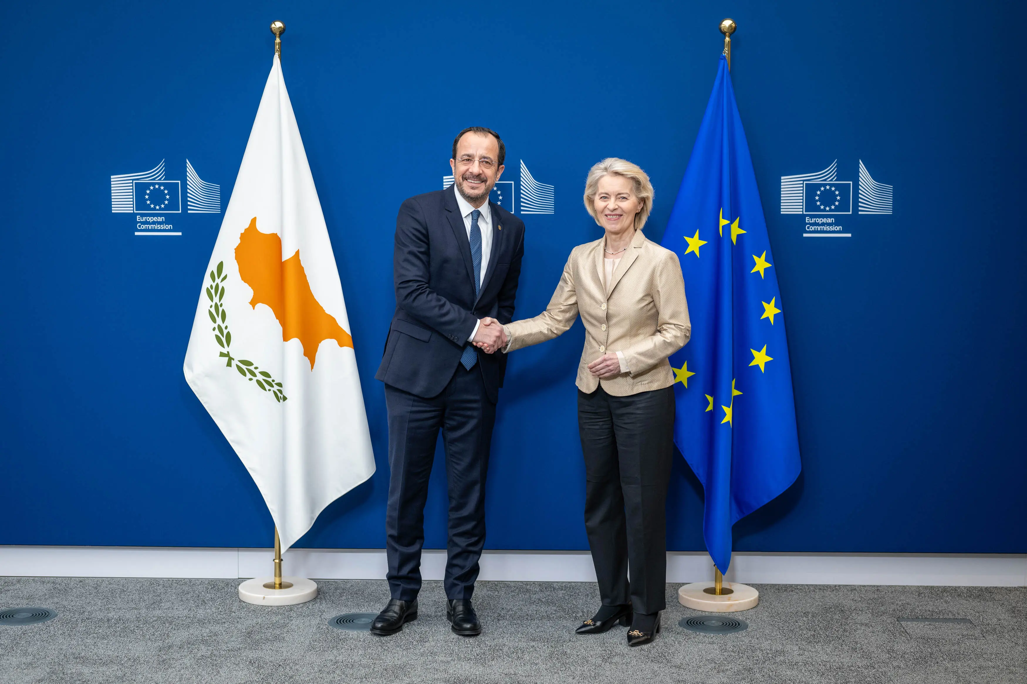 Στήριξη από ΕΕ για αφθώδη πυρετό και πρόοδο για Σένγκεν