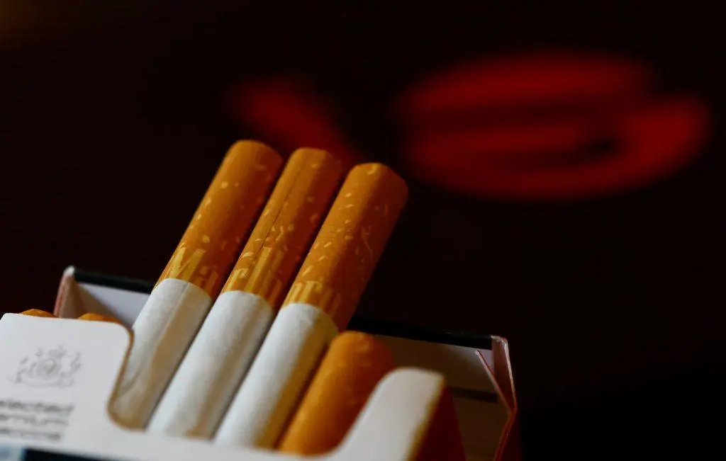 Marlboro: Αυξήσεις τιμών για να κρατηθούν τα κέρδη της Altria το 2026