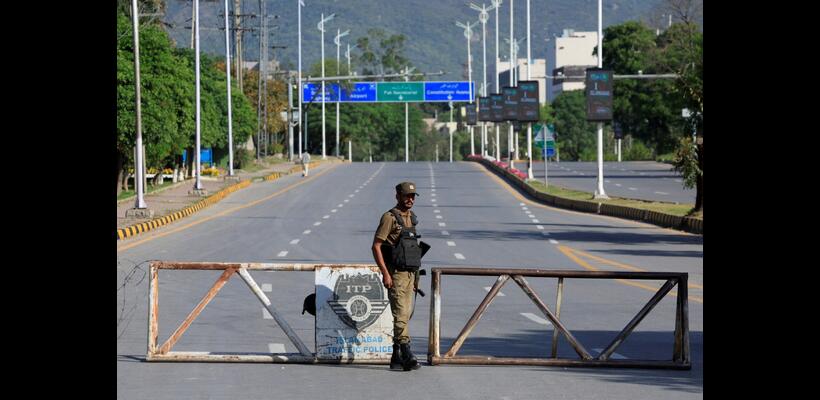 Γιατί ο Τραμπ εγκλωβίστηκε στην «Παγίδα του Ορμούζ»