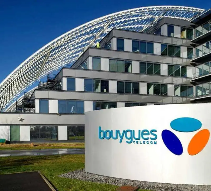 Προειδοποίηση από Bouygues Telecom: «Επικίνδυνη» για την Ευρώπη η αμερικανική κυριαρχία σε δορυφόρους και AI