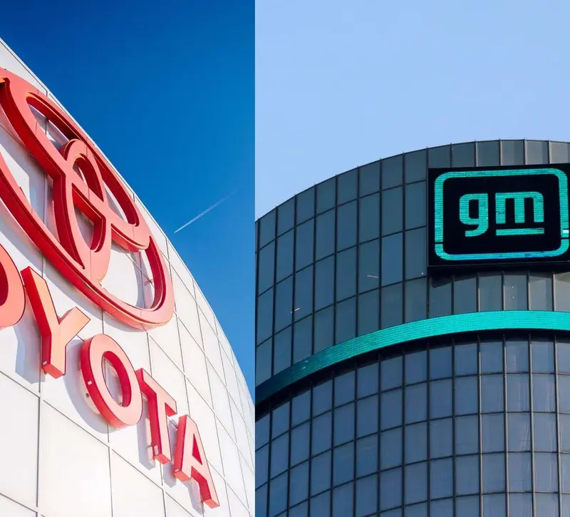 Η Toyota απειλεί την επί αιώνα πρωτοκαθεδρία της GM στις ΗΠΑ