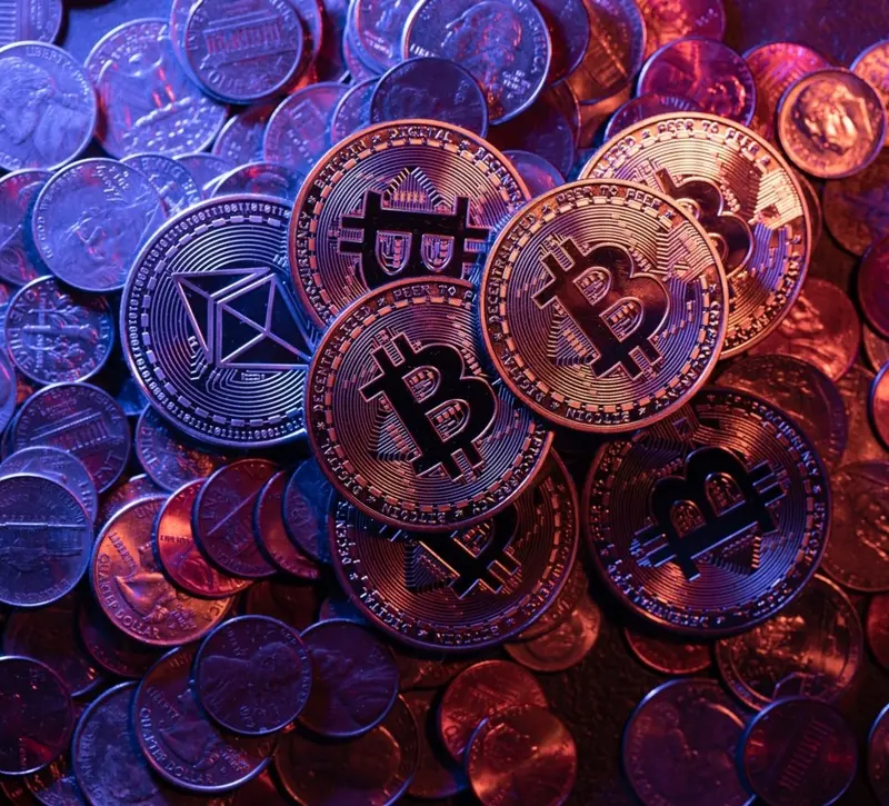 Bitcoin: Ράλι 20% σε μία εβδομάδα – Πάνω από τα $75.000 με «καύσιμο» ομόλογα και short squeeze