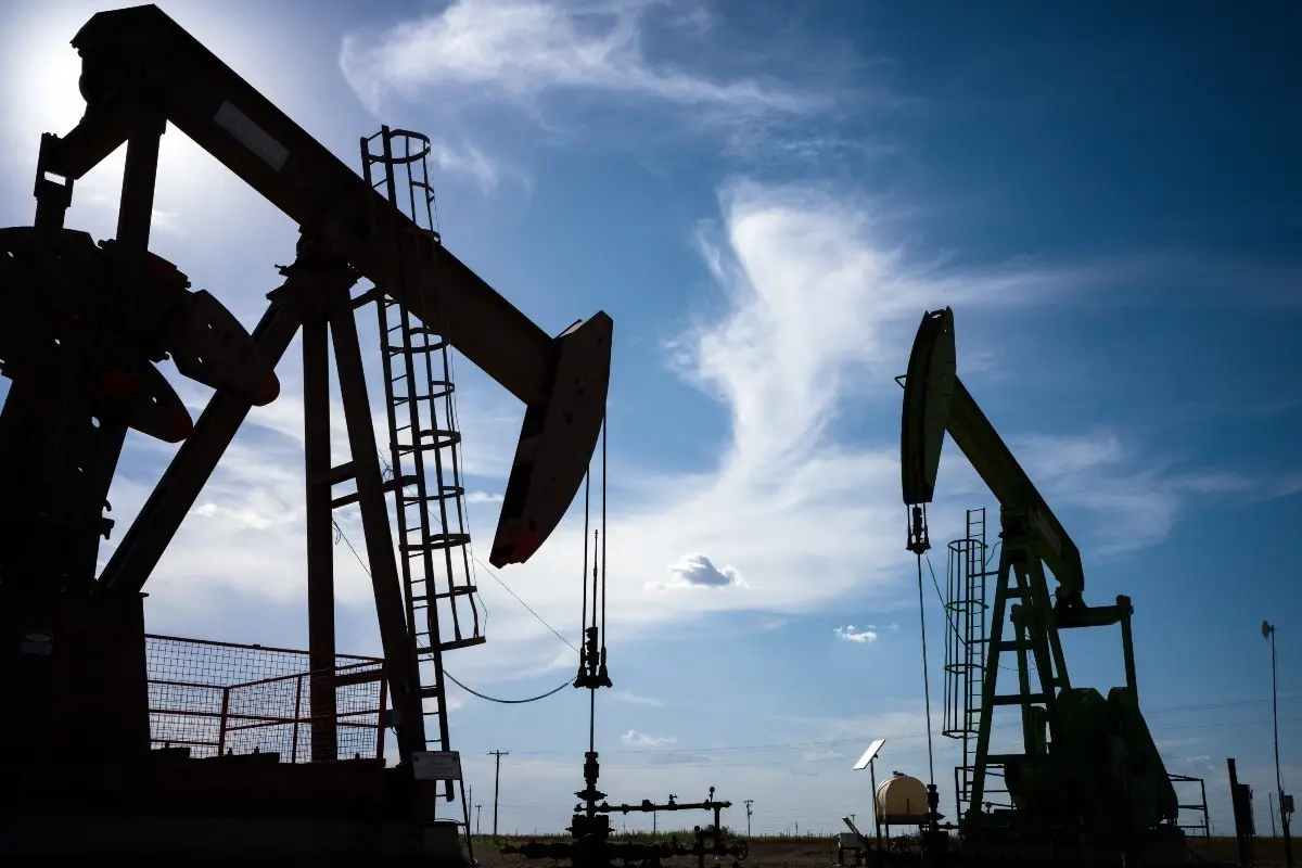 Νέος συναγερμός στο Ορμούζ στέλνει ξανά το Brent πάνω από τα $110