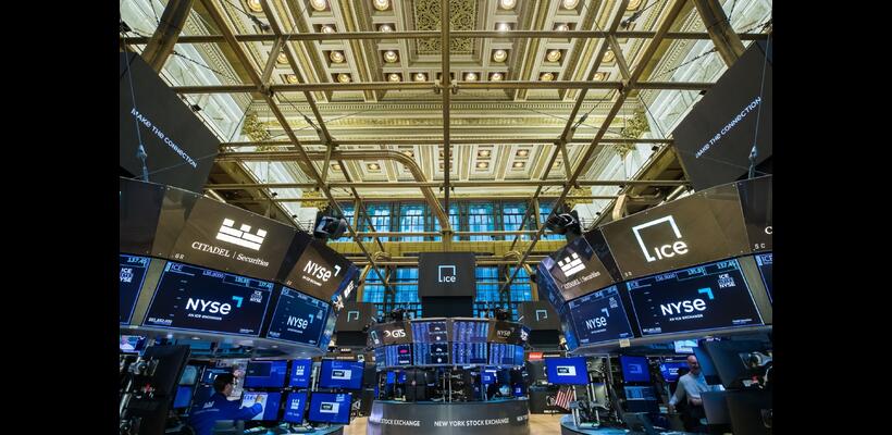 Wall Street: Άνοδος με «καύσιμο» την αισιοδοξία Τραμπ για το Ιράν
