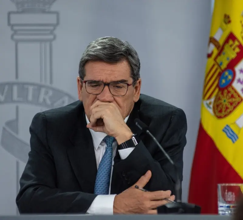 ΕΚΤ: Ο Εσκριβά προειδοποιεί για τον κίνδυνο μεταφοράς των αυξημένων πετρελαϊκών τιμών στους μισθούς