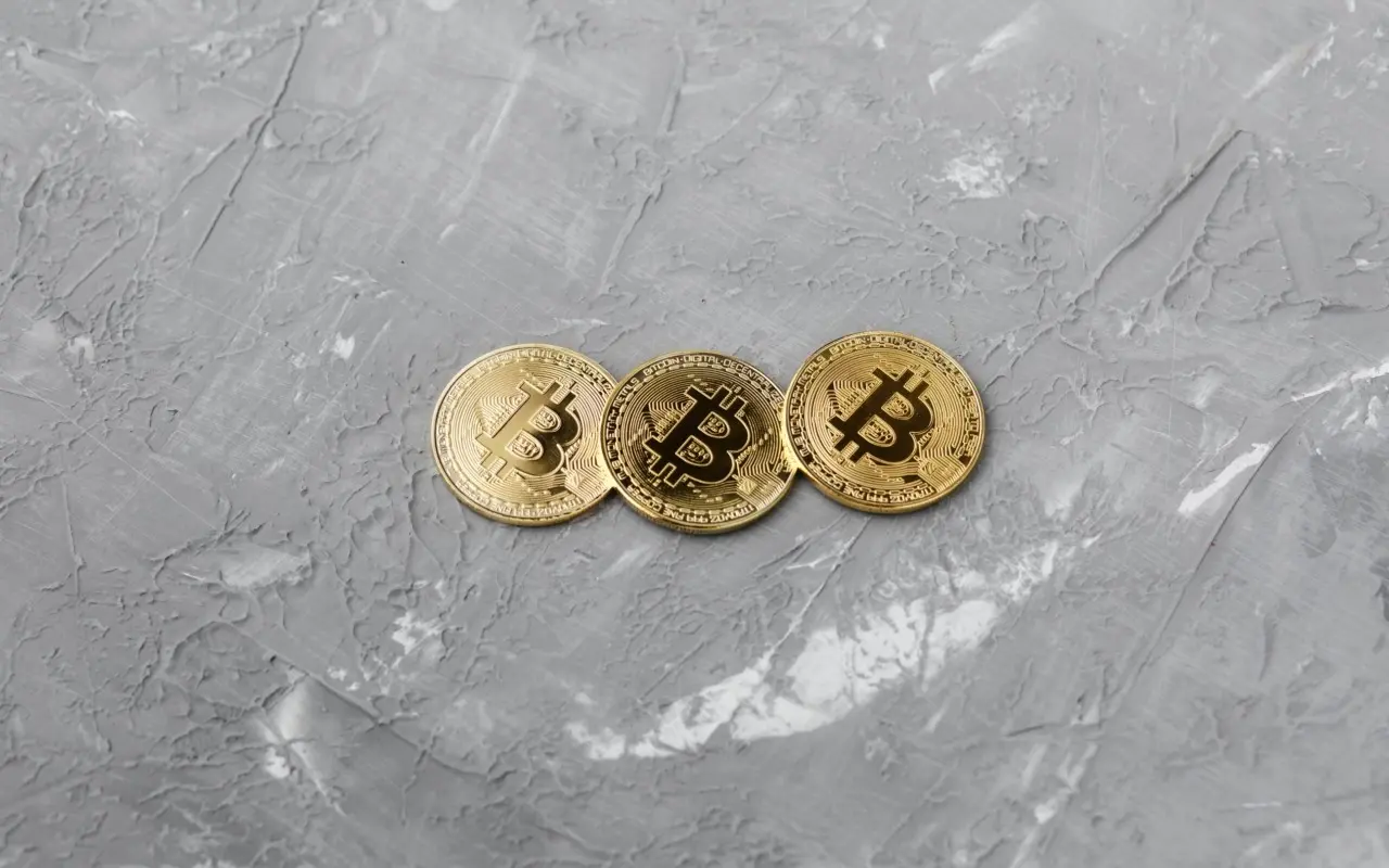 Bitcoin: Το κενό ασφαλείας που άνοιξε τον δρόμο για κλοπές δεκάδων εκατομμυρίων δολαρίων