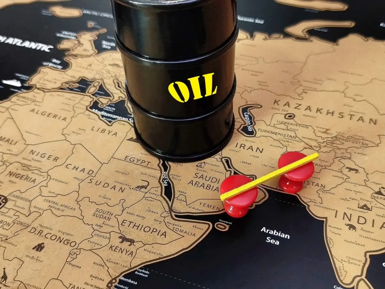 Καύσιμα: Πτώση του Brent χωρίς φθηνότερα καύσιμα – Πού οφείλεται
