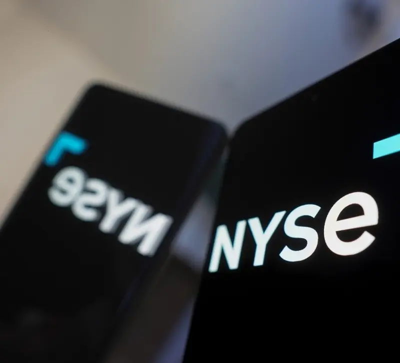 Wall Street: Ισχυρές πιέσεις στις τεχνολογικές μετοχές με Meta και Tesla στο επίκεντρο