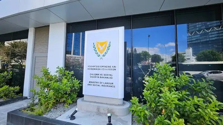 Κοινωνικές Ασφαλίσεις: Μειώθηκε έως 70% ο χρόνος εξέτασης αιτήσεων με τη χρήση νέων ψηφιακών υπηρεσιών