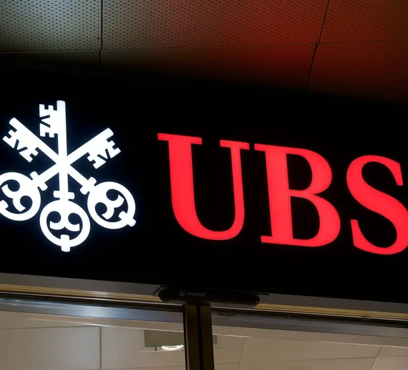 UBS: Οι επενδυτικές προτάσεις που λειτουργούν ως «αντίβαρο» στα ομόλογα