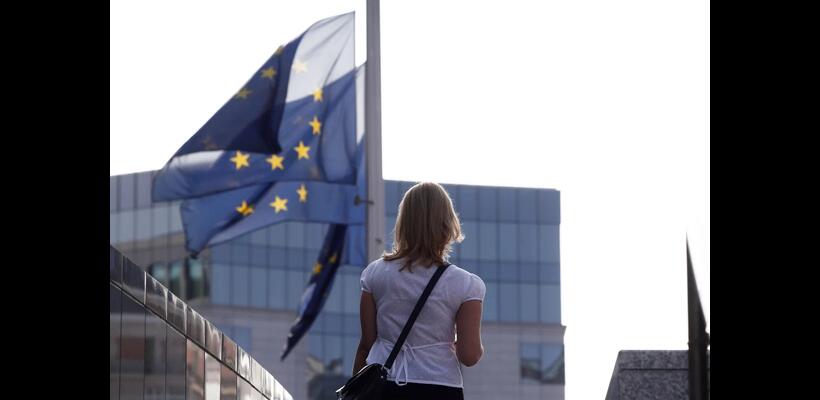 Ευρωζώνη: Απροσδόκητη επιτάχυνση της οικονομικής δραστηριότητας