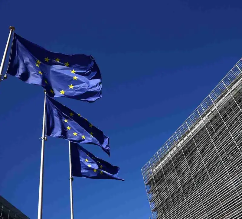 Bloomberg: Το σχέδιο της Κομισιόν για μεγαλύτερη δημοσιονομική ευελιξία στα κράτη μέλη απέναντι στην ενεργειακή κρίση