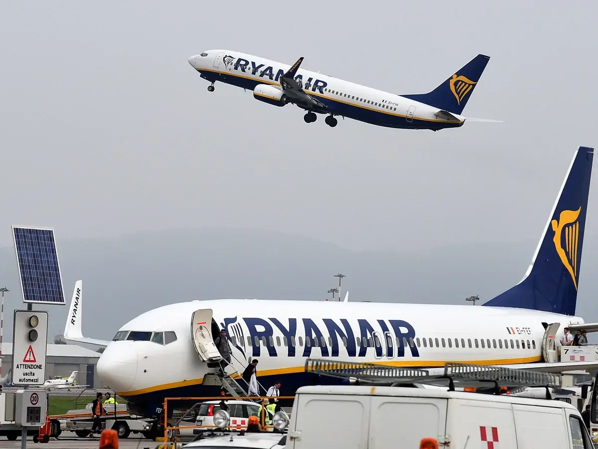 Ryanair: «Φρένο» στις χειμερινές πτήσεις λόγω ακριβού πετρελαίου