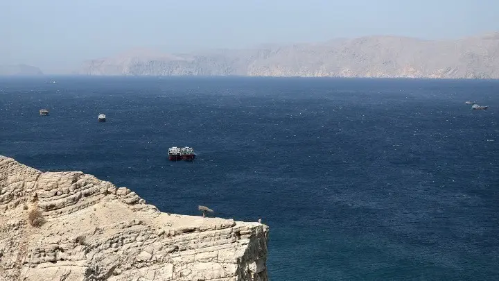 Βρετανία: Σε εξέλιξη η τηλεδιάσκεψη 35 χωρών για τα Στενά του Ορμούζ