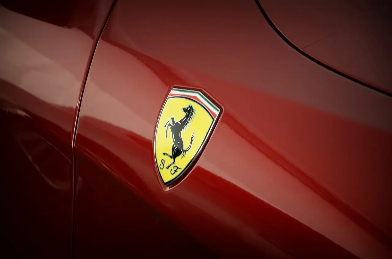 Η Ferrari μπροστά στη μεγαλύτερη αλλαγή της ιστορίας της