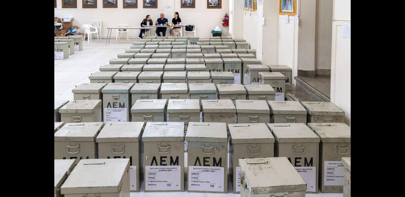 Οι εκλογές των €6 εκατ. και των ρεκόρ υποψηφίων και κομμάτων