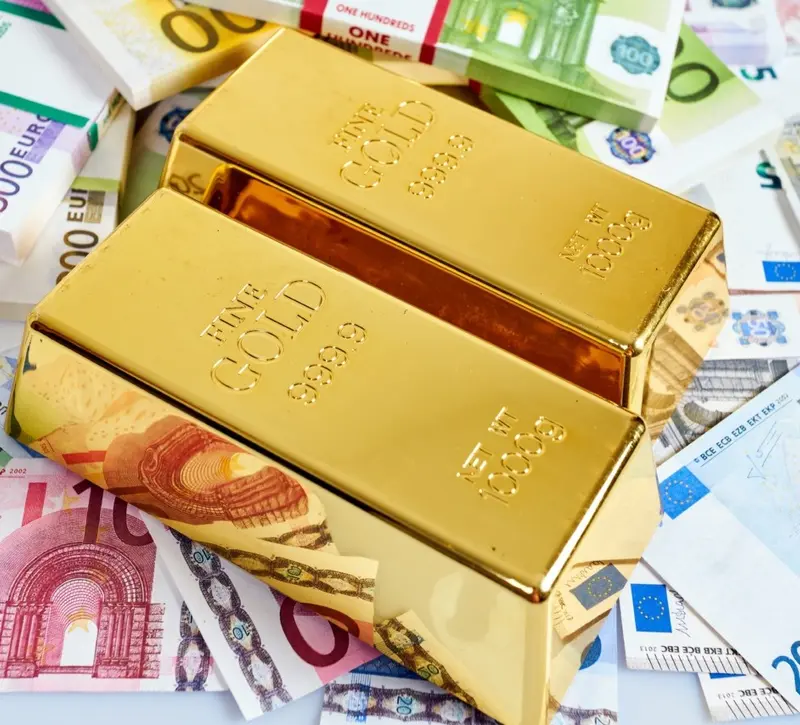 Χρυσός: Κάτω από τα $4.100 η ουγκιά - Ισχυρό δολάριο και πληθωρισμός πιέζουν την αγορά