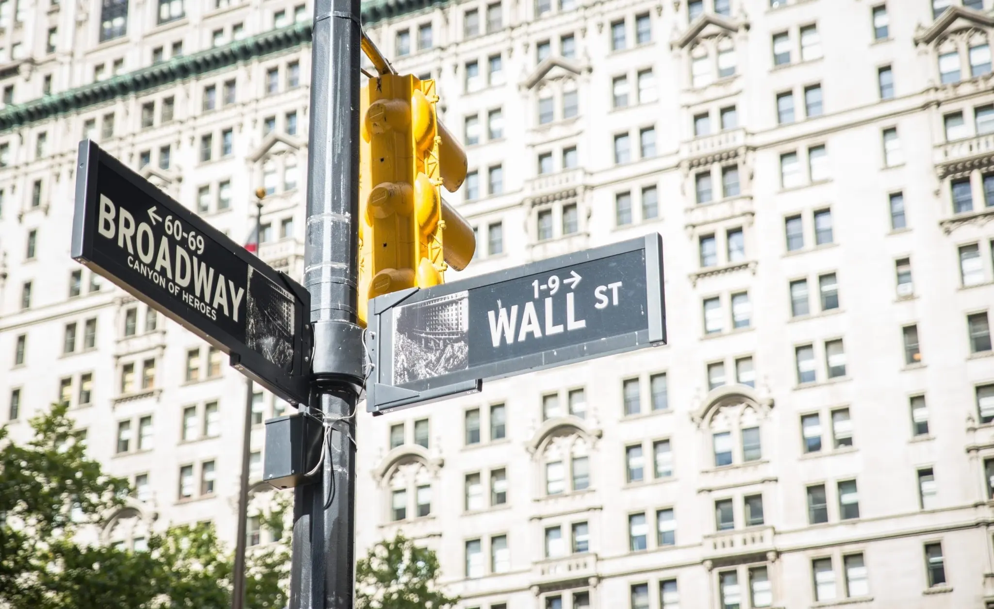 Wall Street: Άνοδο της αγοράς προς το τέλος του χρόνου υποδεικνύουν τα ιστορικά δεδομένα