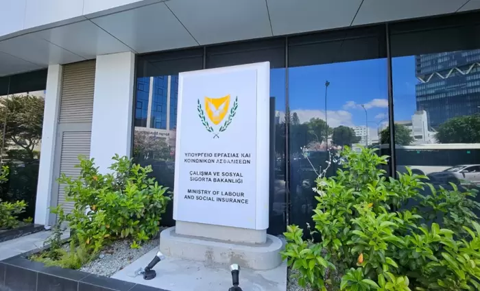 ΟΣΑΚ: Η συνταξιοδοτική μεταρρύθμιση να αναγνωρίσει την προσφορά των άτυπων φροντιστών