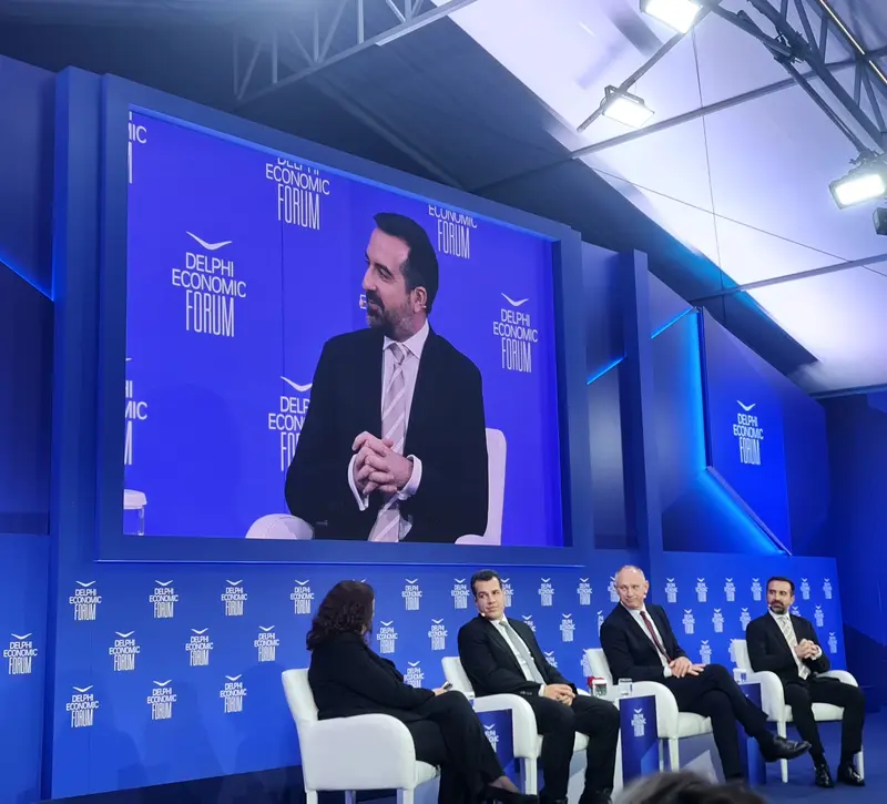 Η νέα εποχή του μεταναστευτικού – Τι ανέλυσαν Ιωαννίδης, Πλεύρης και Karner στους Δελφούς