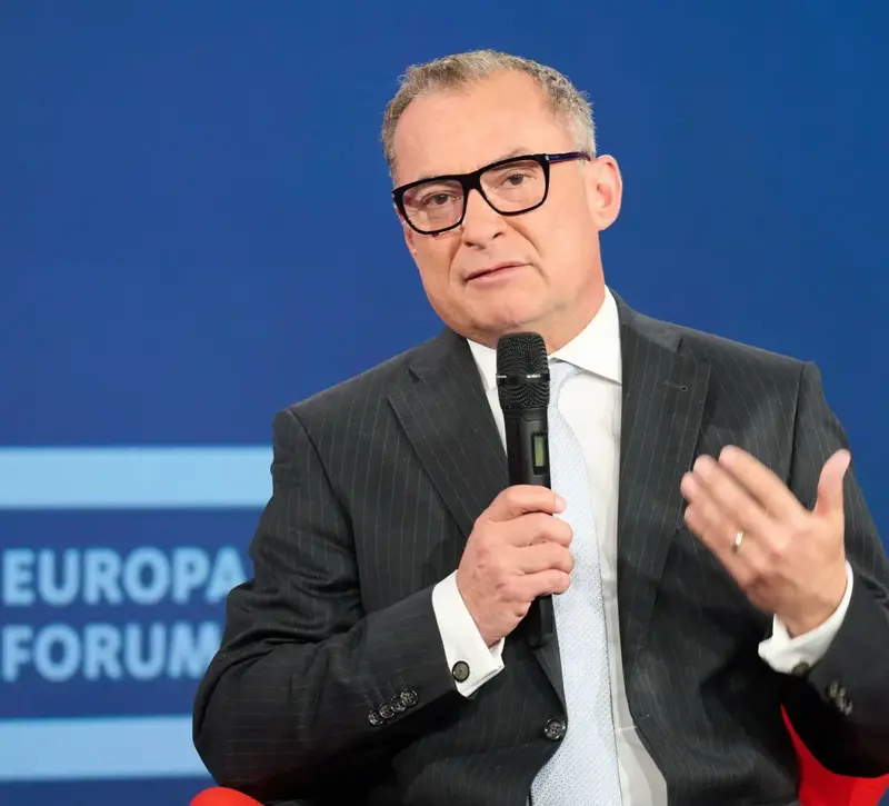 Νάγκελ (ΕΚΤ): Στο τραπέζι η αύξηση επιτοκίων τον Απρίλιο λόγω πολέμου στο Ιράν