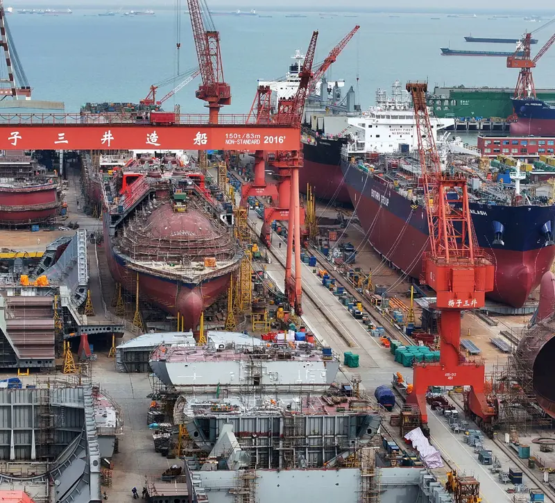 Ναυπηγεία: Έρχονται παραδόσεις-ρεκόρ το 2028 – Ο κίνδυνος από την έκρηξη των παραγγελιών