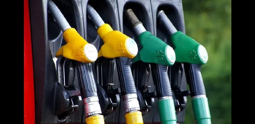 Άλμα 18,6% στις πωλήσεις πετρελαιοειδών τον Μάρτιο σε ετήσια βάση