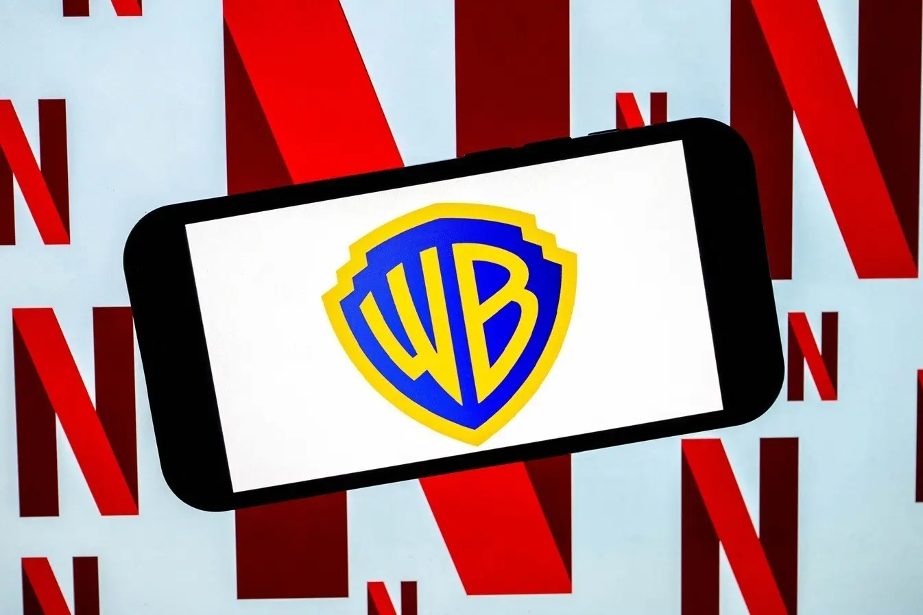 Netflix: Aποσύρεται από τη μάχη για τη Warner Bros – Ανοίγει ο δρόμος για την Paramount