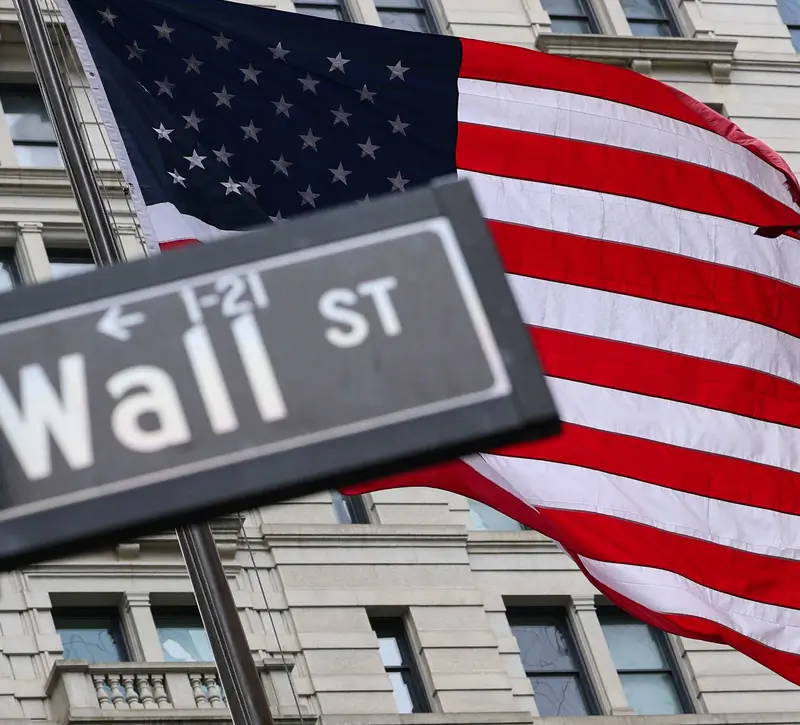 Wall Street: Ισχυρό πλήγμα στο αφήγημα της AI – Στο «κόκκινο» ο Nasdaq