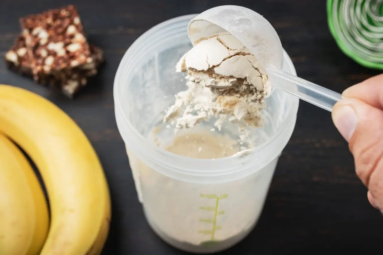 Whey Protein: Η «μανία» με την πρωτεΐνη φέρνει ελλείψεις - Εκτοξεύεται η ζήτηση λόγω fitness και φαρμάκων αδυνατίσματος
