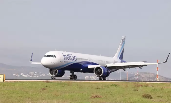 IndiGo: Ζημίες-σοκ για τη μεγαλύτερη low cost αεροπορική της Ασίας – Στα 267 εκατ. ευρώ οι απώλειες