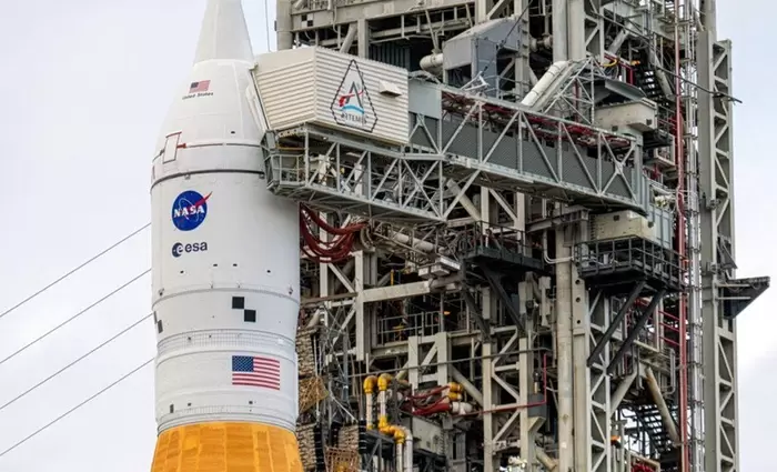 NASA: Θα δαπανήσει $20 δισ. για βάση στη Σελήνη