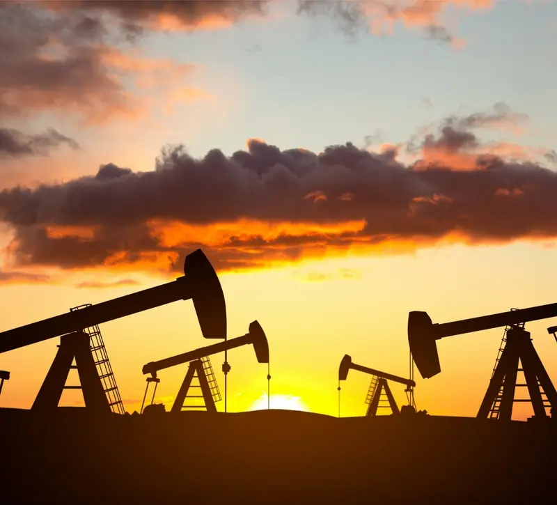 Πετρέλαιο και φυσικό αέριο: Τα σενάρια για εκτίναξη στις τιμές και βαθύτερη κρίση στην παγκόσμια ενέργεια