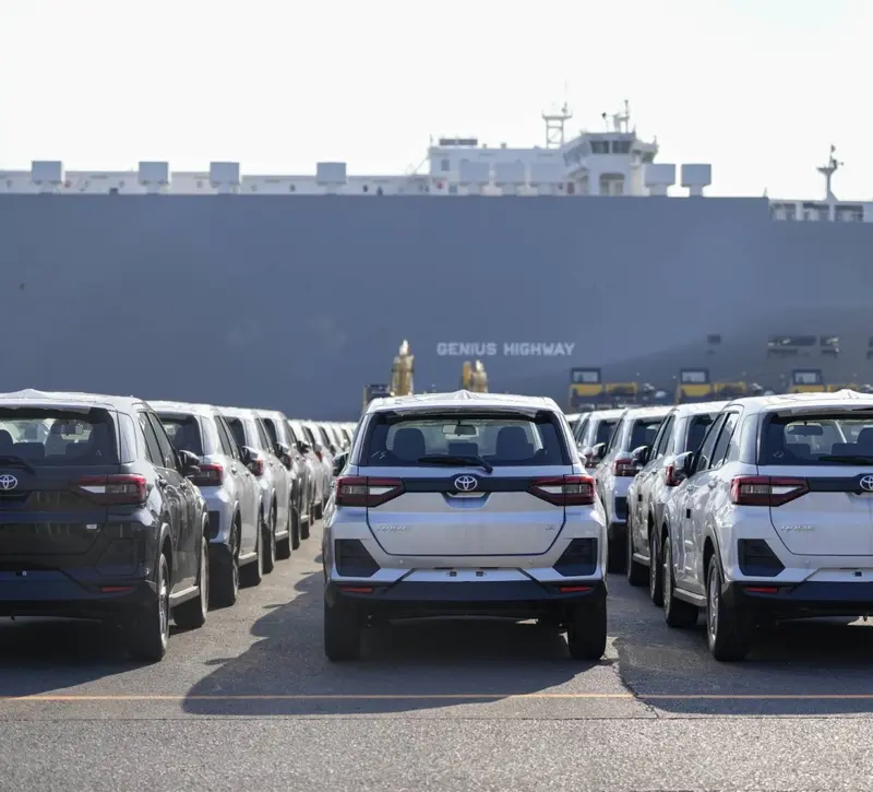 Toyota: Πιέσεις από Κίνα και πόλεμο πλήττουν τις πωλήσεις