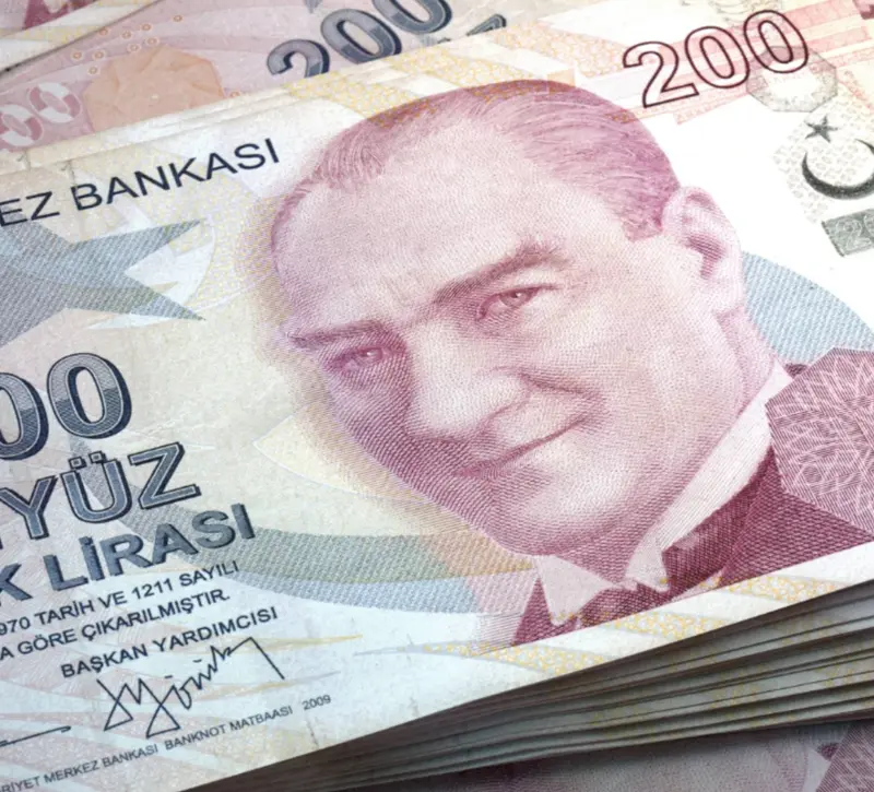 Η Τουρκία «επιστρατεύει» τα swaps για να στηρίξει τα αποθεματικά της