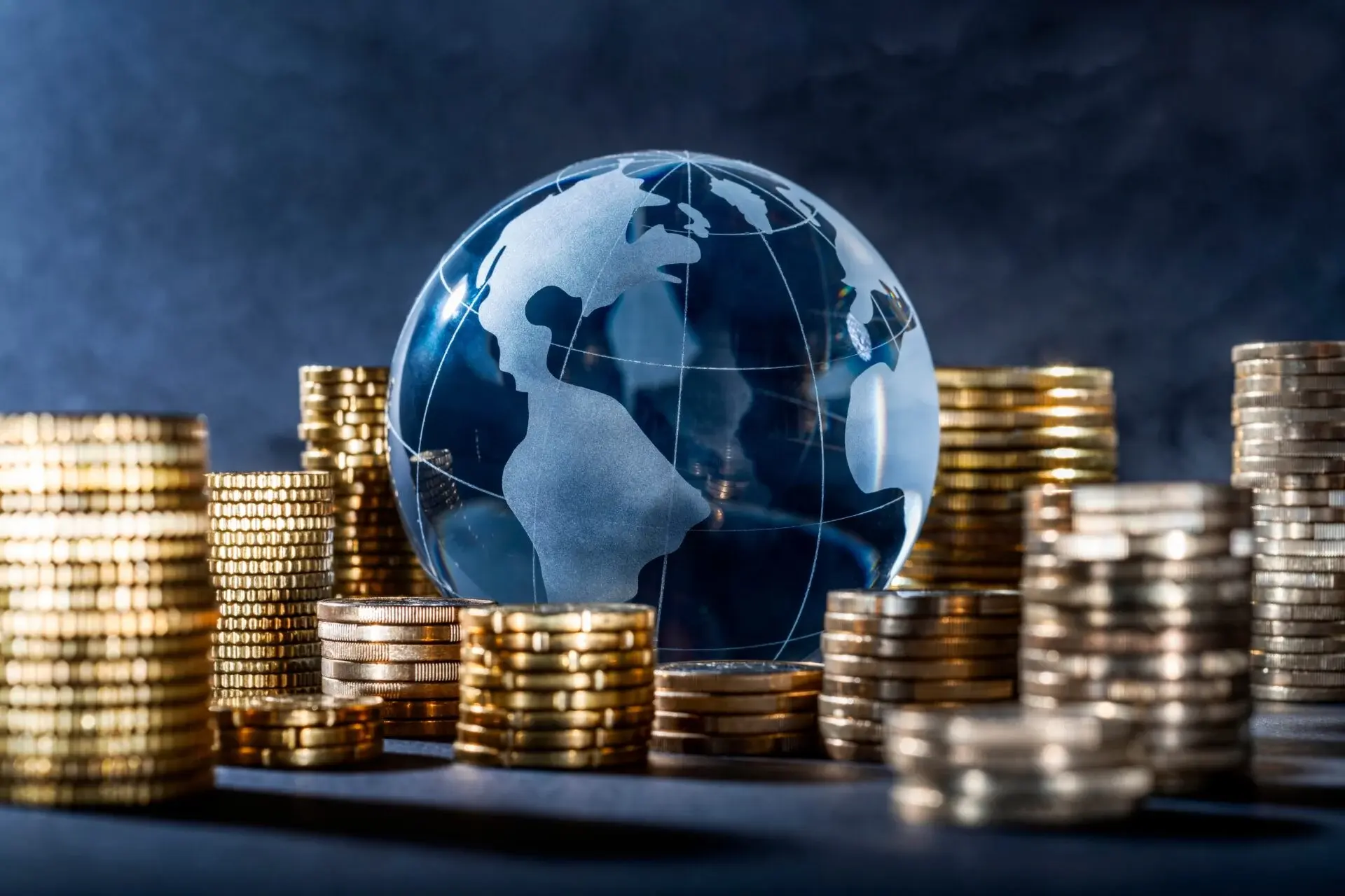 Ο κόσμος έγινε κατά 11% πλουσιότερος πέρυσι – Στα χέρια του 1,5% ο μισός πλούτος