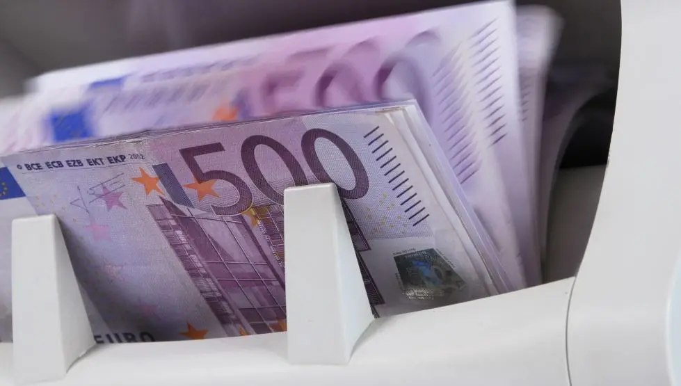 Μπορεί η Κύπρος να καταργήσει τα μετρητά;