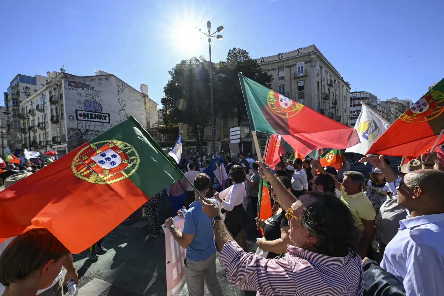 Πορτογαλία: Αυστηροποιεί τους όρους απόκτησης υπηκοότητας λόγω αύξησης της μετανάστευσης