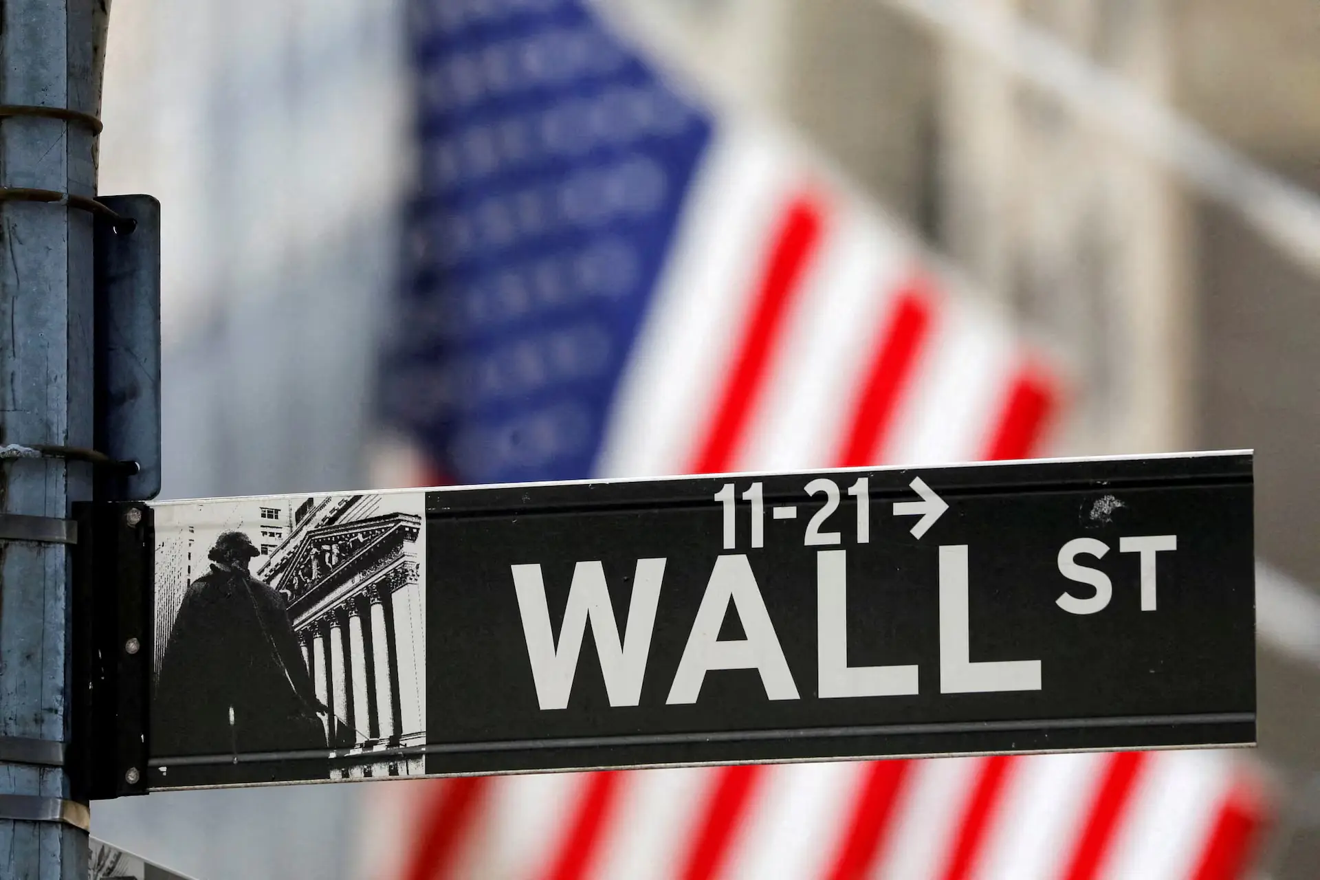 Wall Street: Τα υψηλά επιτόκια «φρενάρουν» το ράλι – Στο επίκεντρο Fed και εταιρικά μεγέθη