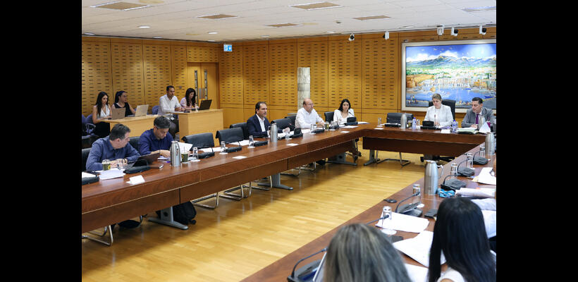 Εμπιστεύματα: Προβληματισμός για υποχρεώσεις έναντι πιστωτών και Φόρου από την πρόταση νόμου που εξετάζει η Βουλή