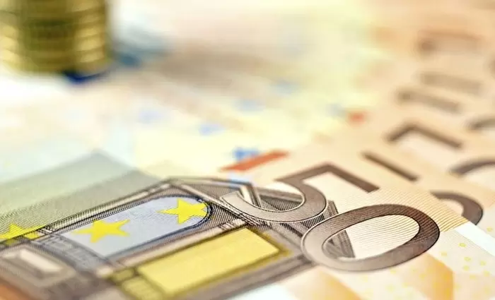 Η Ελλάδα κάνει το χατήρι των επενδυτών με τα δημοσιονομικά πλεονάσματα