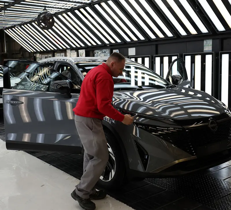 Nissan: Λουκέτο σε γραμμή παραγωγής στη Βρετανία και περικοπή 900 θέσεων εργασίας στην Ευρώπη