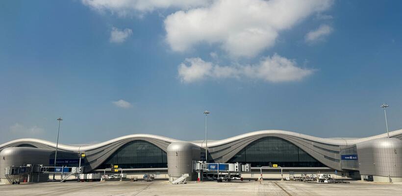 Guardian για Ντουμπάι: Έως €300.000 το άτομο για μια πτήση διαφυγής – Το «χρυσό» οδοιπορικό των celebrities για να σωθούν