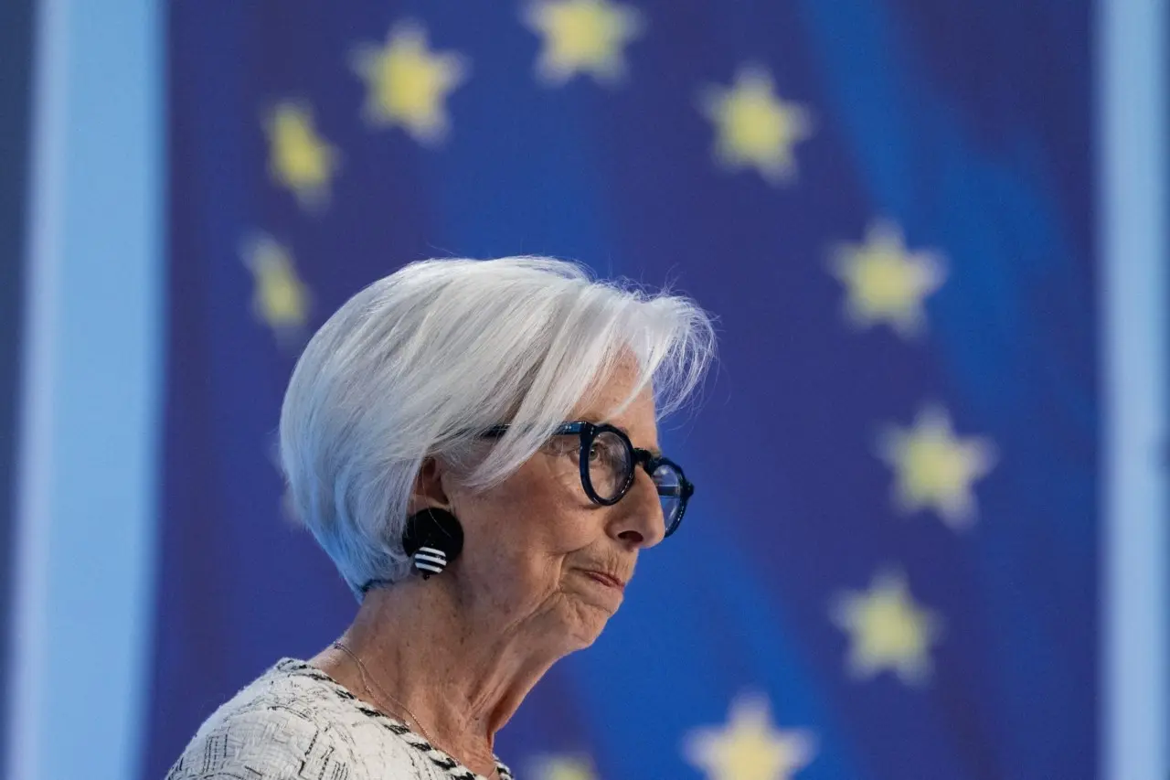 ΕΚΤ: Το δίλημμα για τα επιτόκια - Θα επαναλάβει το μεγάλο λάθος του 2011;